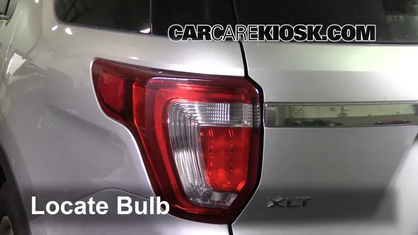 2017 Ford Explorer XLT 3.5L V6 Lights Reverse Light (replace bulb)